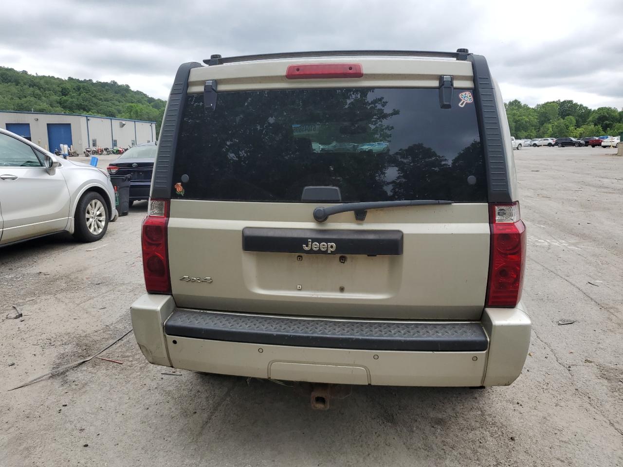 2007 Jeep Commander VIN: 1J8HG48K27C510153 Lot: 61045695