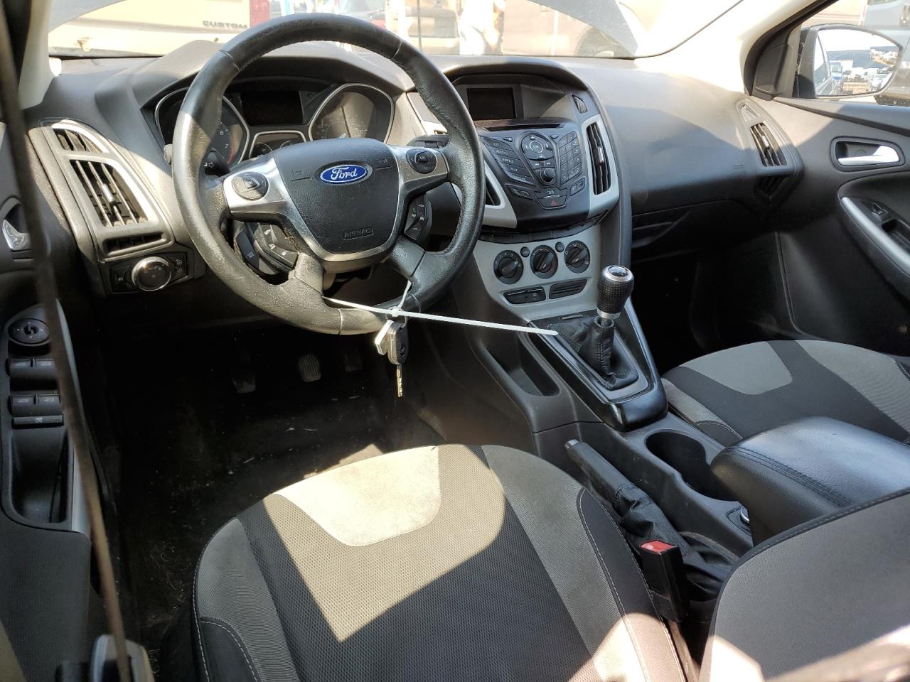 FORD FOCUS 2012 VIN 1FAHP3K26CL272396 zdjęcie 8