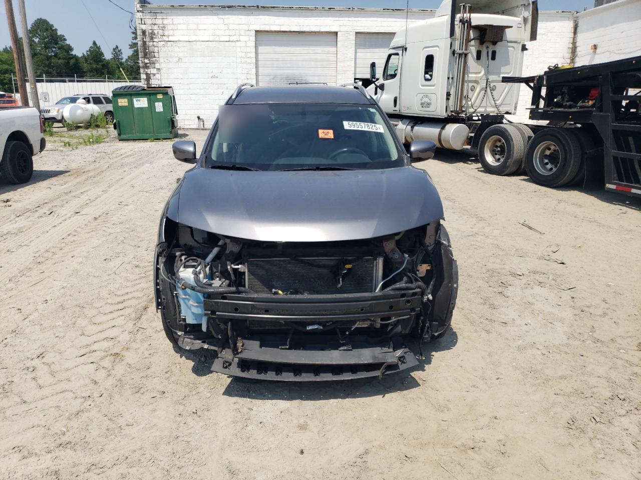 KNMAT2MV9HP592739 NISSAN ROGUE 2017