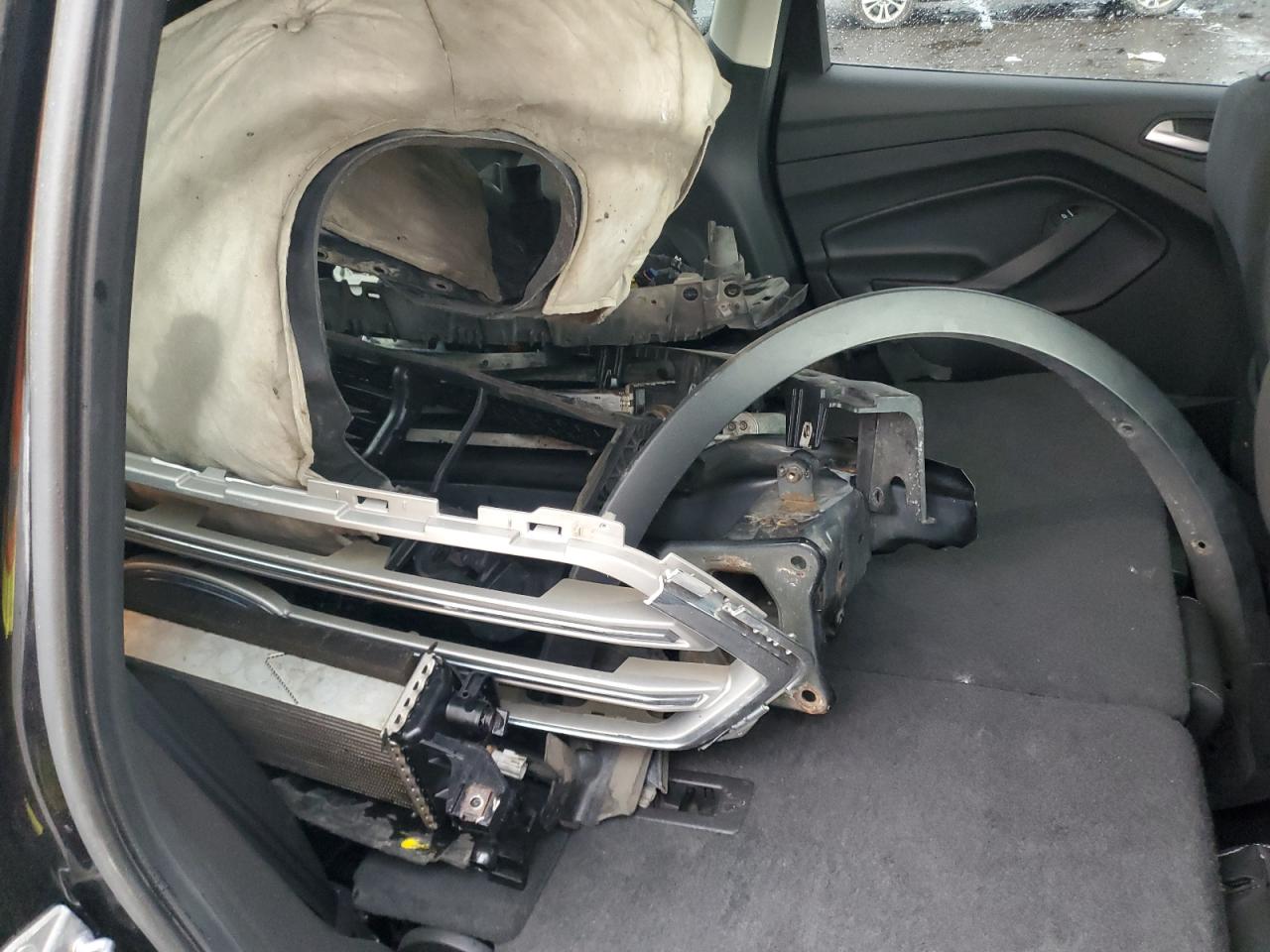 1FMCU9GD0KUB39597 FORD ESCAPE 2019