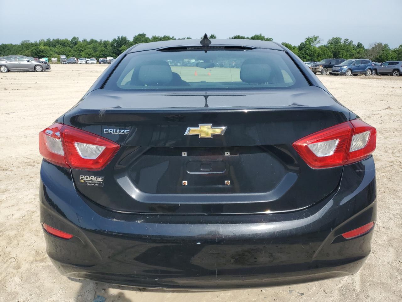 2018 Chevrolet Cruze Ls VIN: 1G1BC5SM0J7152164 Lot: 61549735