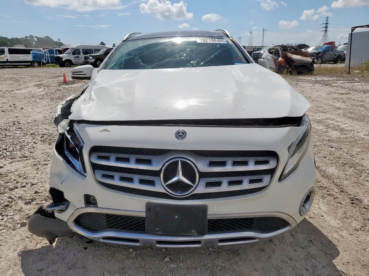 wdctg4eb0jj520716 WDCTG4EB0JJ520716 2018 Mercedes-Benz Gla 250