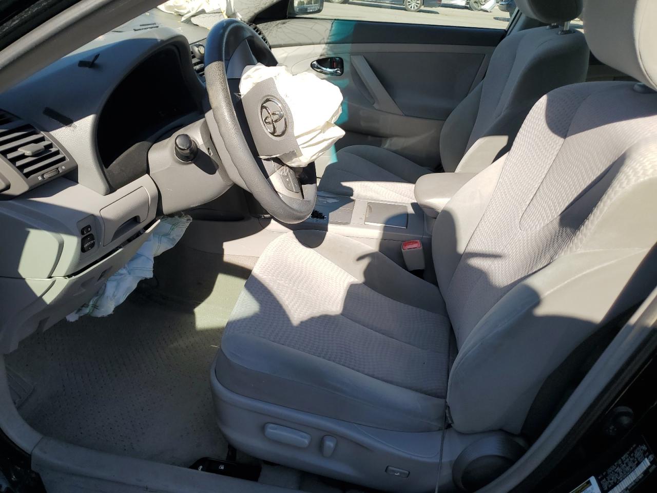 2010 Toyota Camry Base VIN: 4T1BF3EK2AU038967 Lot: 61502635