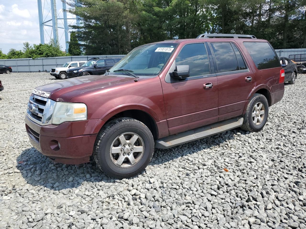2010 Ford Expedition Xlt VIN: 1FMJU1G53AEB64987 Lot: 61951875