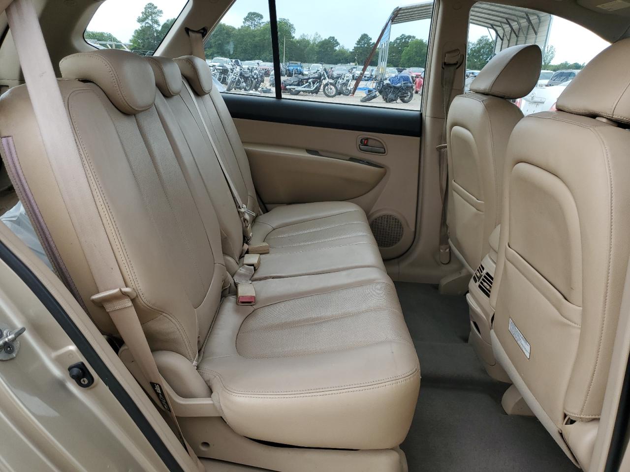 2007 Kia Rondo Lx VIN: KNAFG526777117738 Lot: 60517065