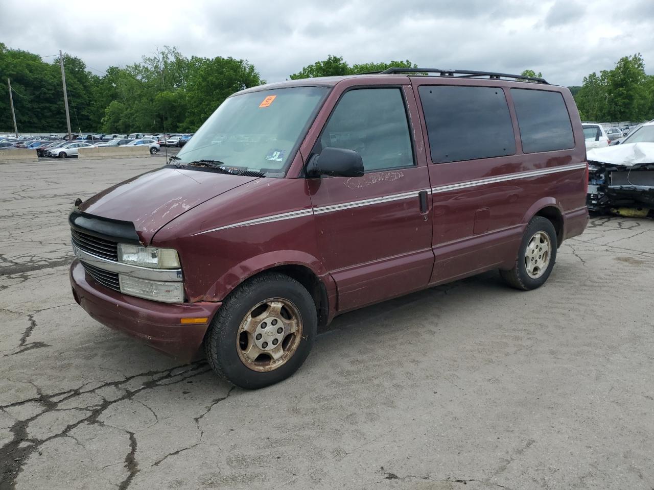 2004 Chevrolet Astro продається в Marlboro, NY - Front End