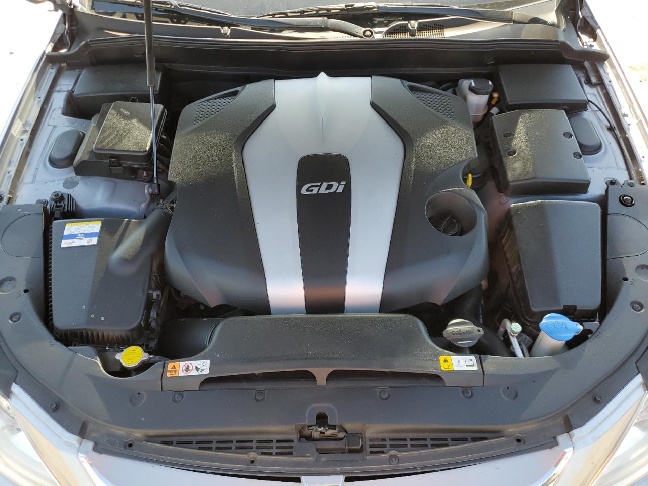 2012 Hyundai Genesis 3.8L VIN: KMHGC4DD7CU189183 Lot: 61276355