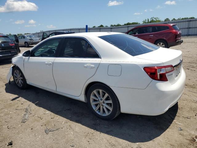  TOYOTA CAMRY 2013 Biały