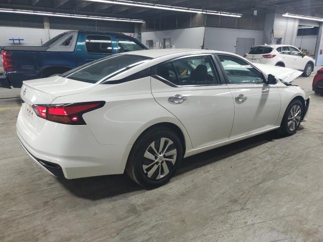 NISSAN ALTIMA 2021 Белы