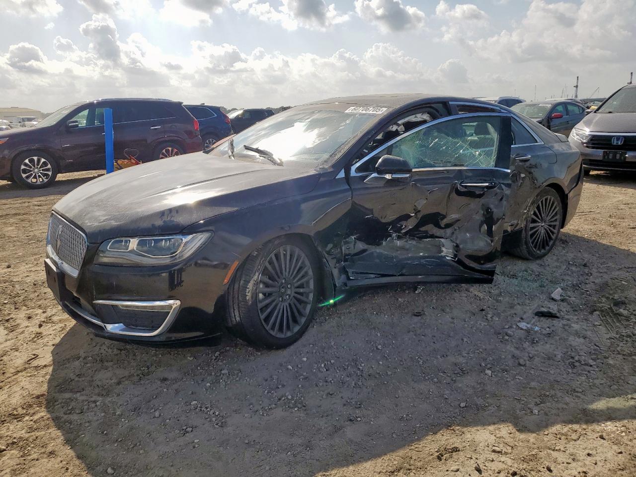 3LN6L5E95JR623116 LINCOLN MKZ Photo 1