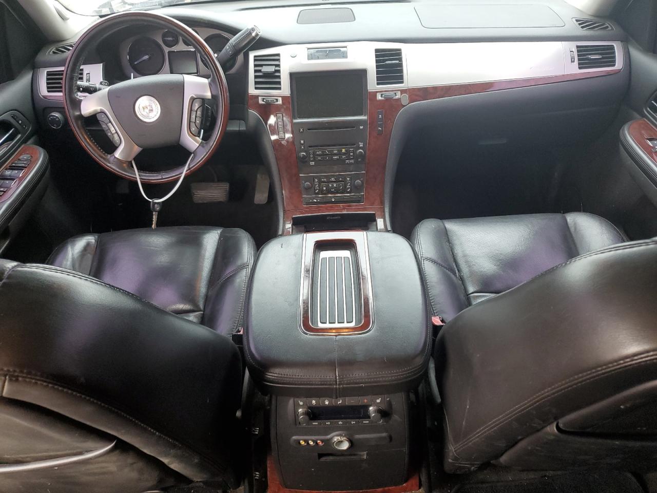 2007 Cadillac Escalade Luxury VIN: 1GYFK63857R359305 Lot: 59793035