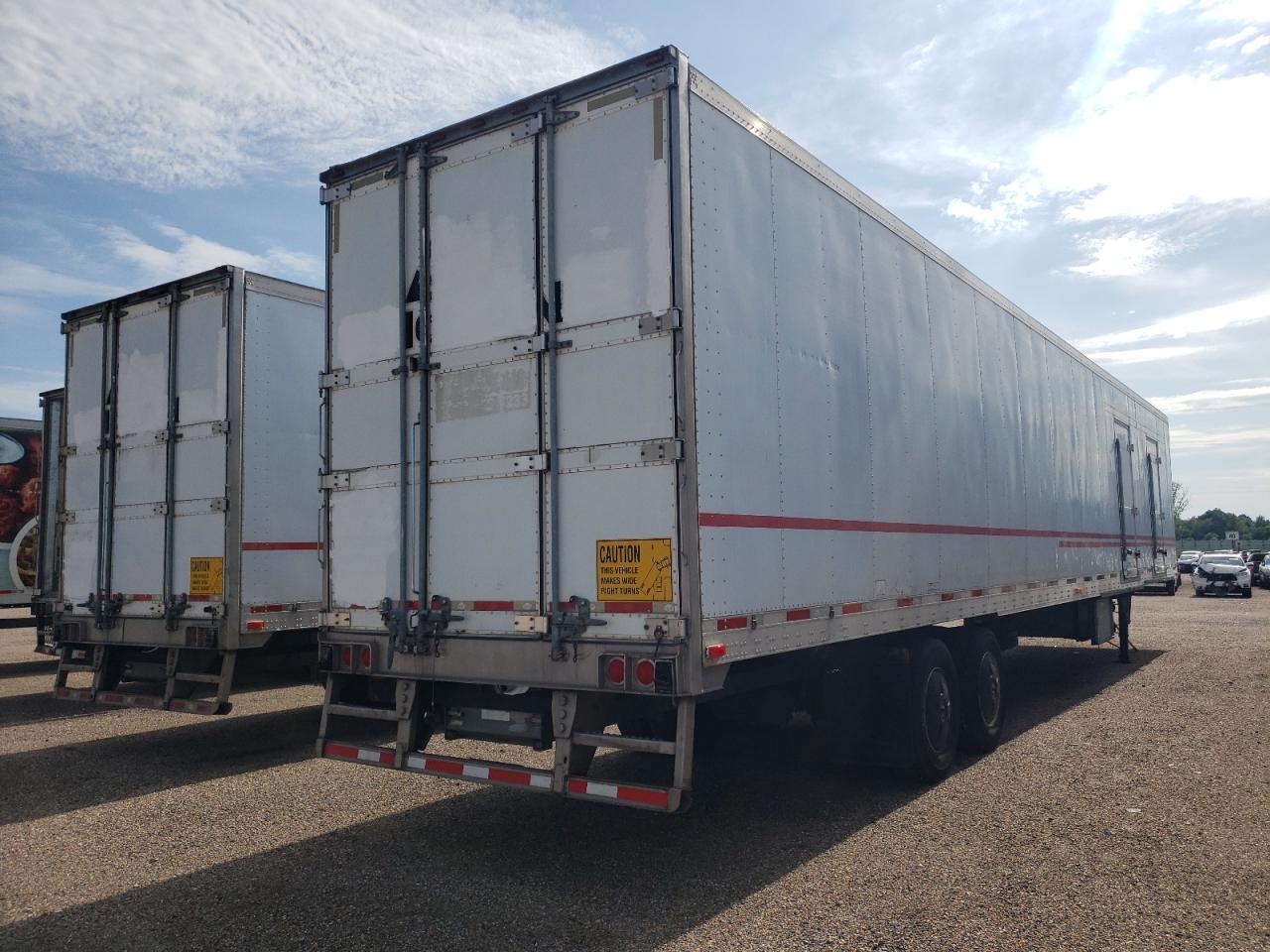 UTILITY ALL Models 2010 VIN 1UYVS2539AM833936 фото 4