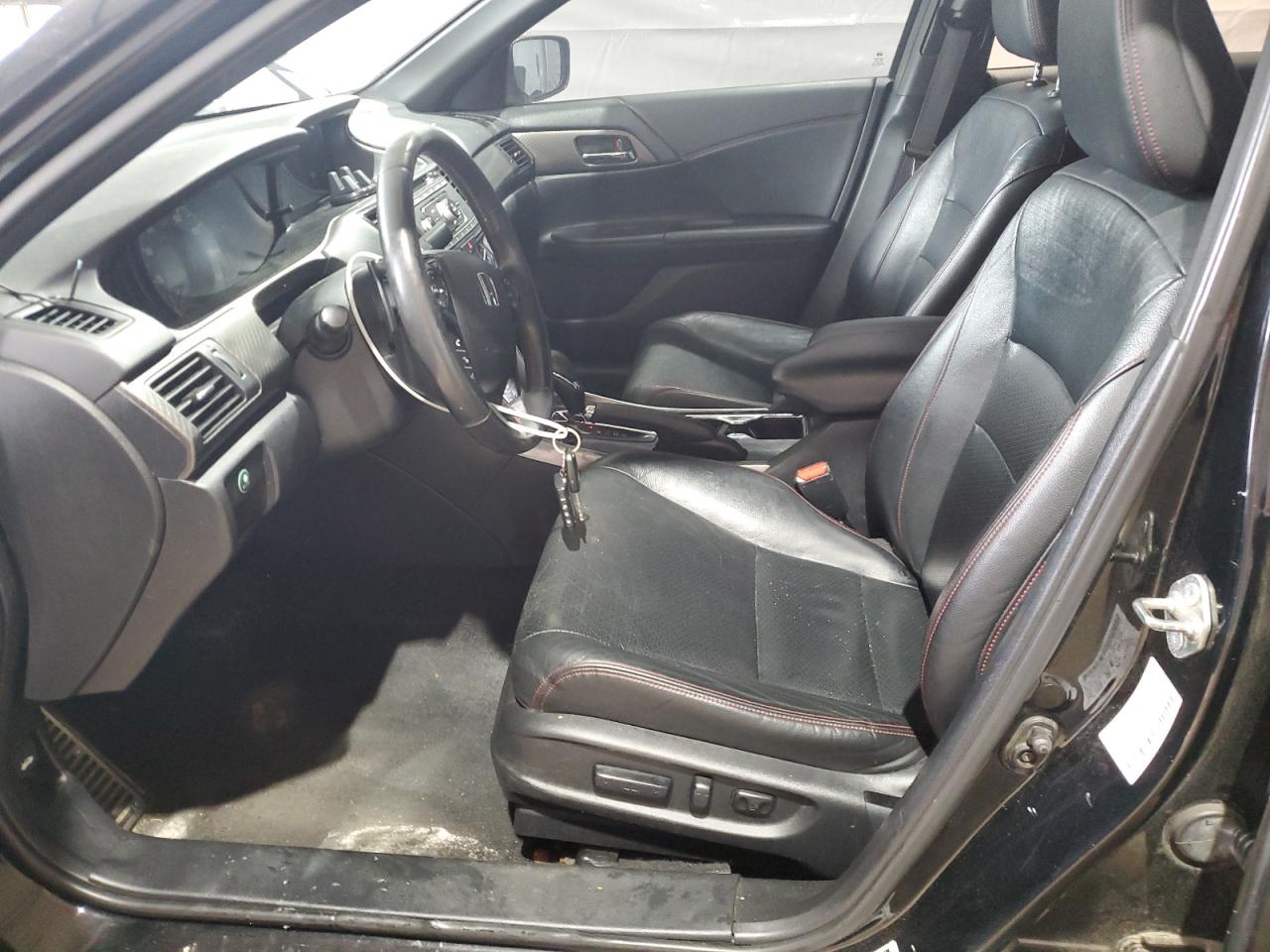 1HGCR2F15HA074083 HONDA ACCORD 2017