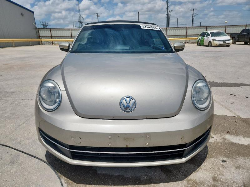  VOLKSWAGEN BEETLE 2013 Beżowy