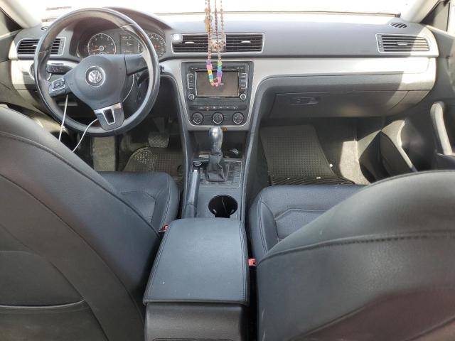  VOLKSWAGEN PASSAT 2015 Srebrny