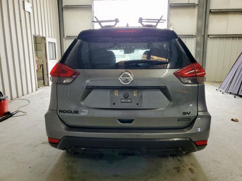  NISSAN ROGUE 2018 Szary