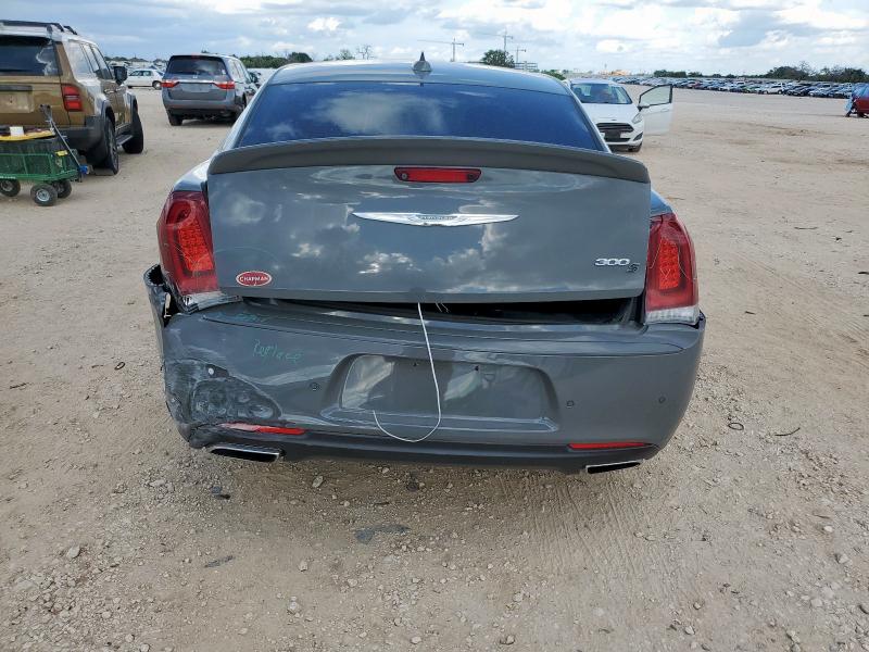  CHRYSLER 300 2018 Gray