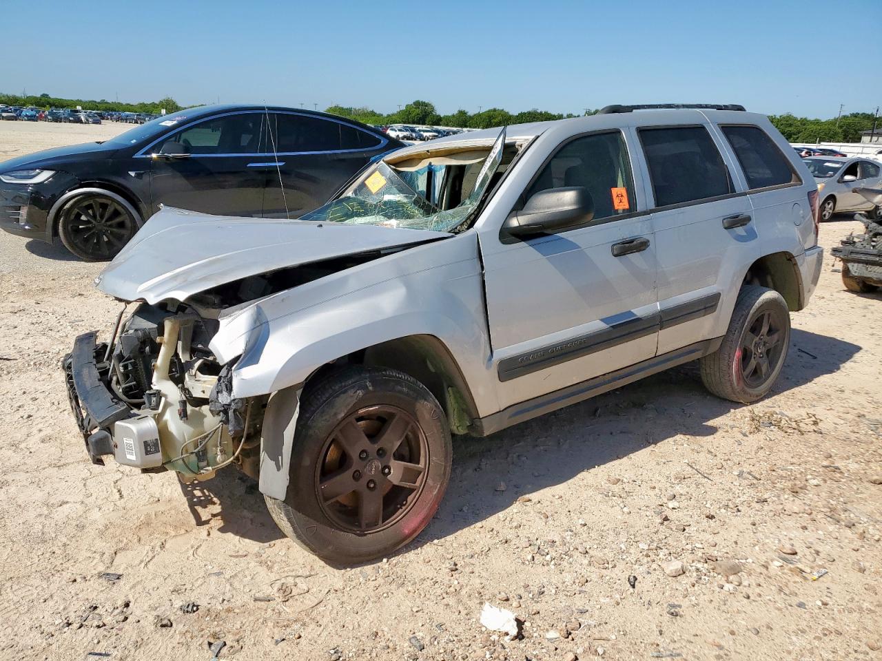 2005 Jeep Grand Cherokee Laredo продається в San Antonio, TX - All Over