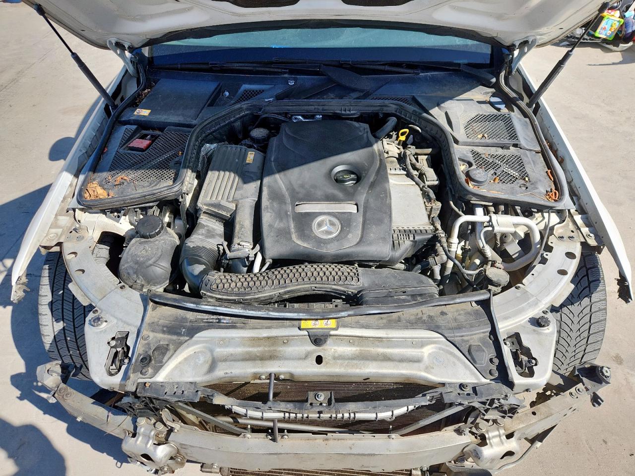 2015 Mercedes-Benz C 300 VIN: 55SWF4JB1FU086511 Lot: 62959235