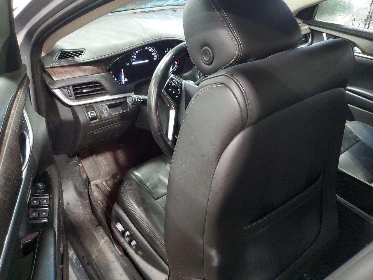 2018 Cadillac Xts Luxury VIN: 2G61N5S3XJ9172833 Lot: 61606775