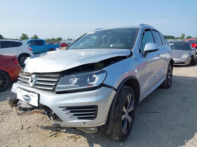 VOLKSWAGEN TOUAREG V6 2016