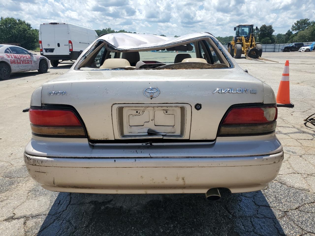 1996 Toyota Avalon Xl VIN: 4T1BF12B0TU107912 Lot: 58686905