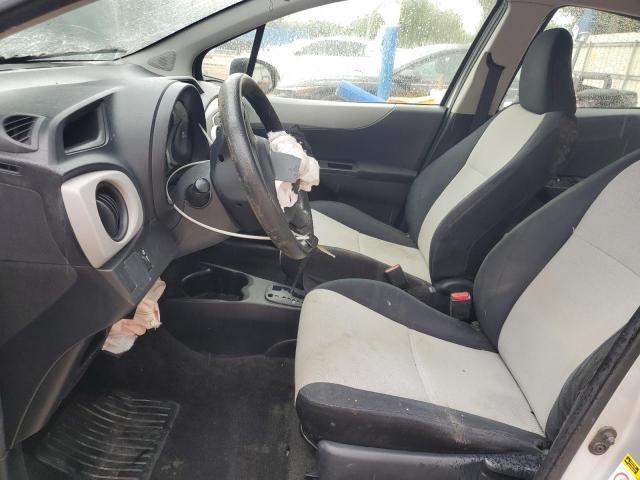  TOYOTA YARIS 2013 Srebrny