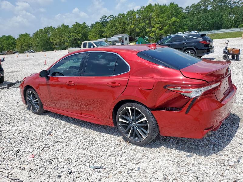  TOYOTA CAMRY 2019 Красный