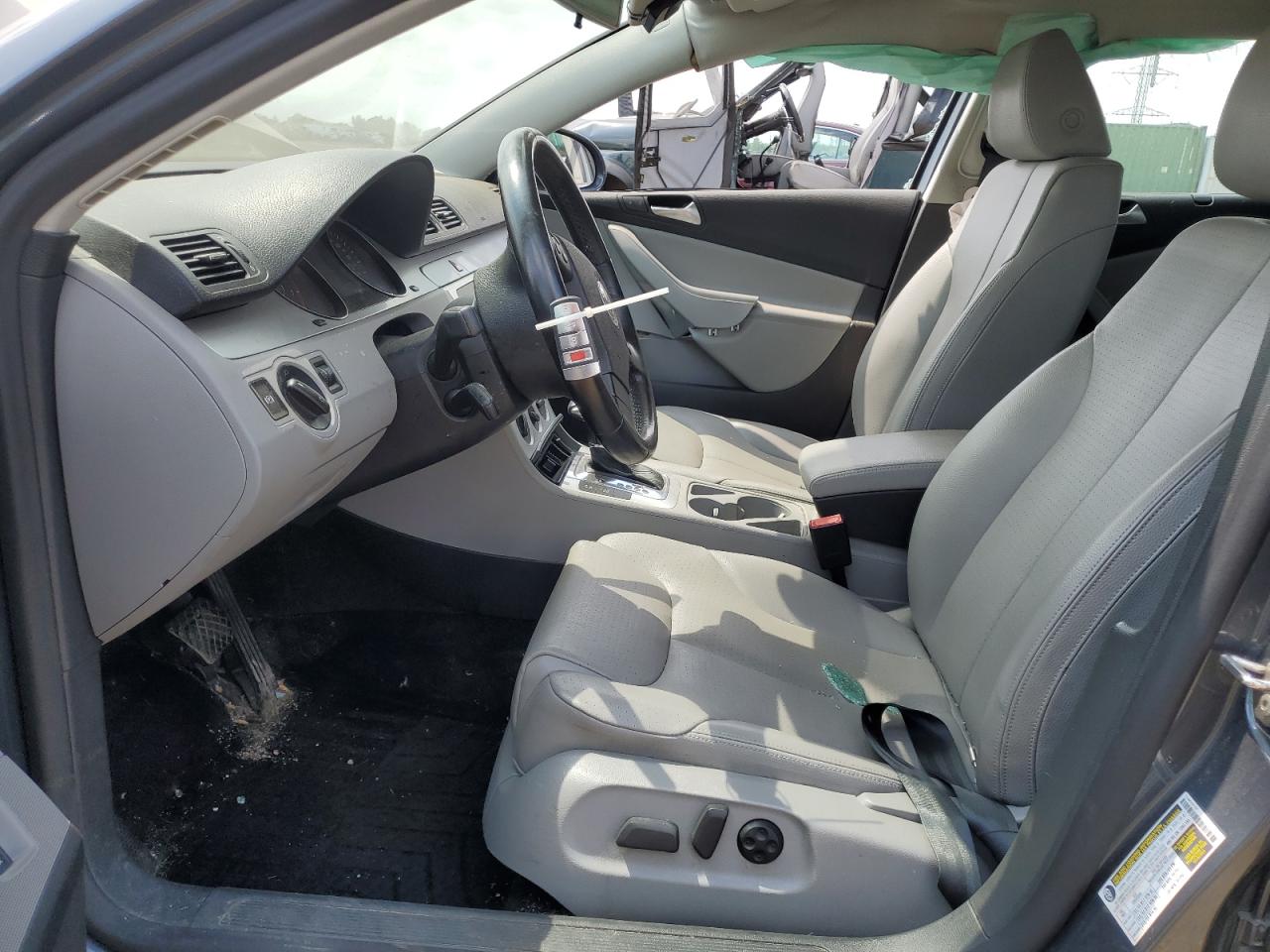 2009 Volkswagen Passat Wagon Turbo VIN: WVWXK73C29E132345 Lot: 61217495