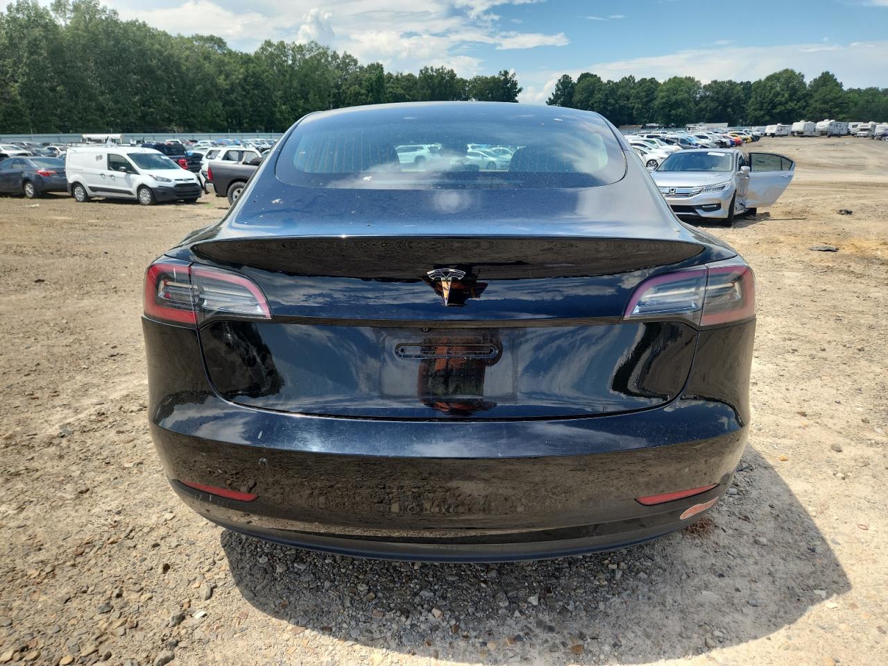 2019 Tesla Model 3 VIN: 5YJ3E1EA7KF317638 Lot: 63086215
