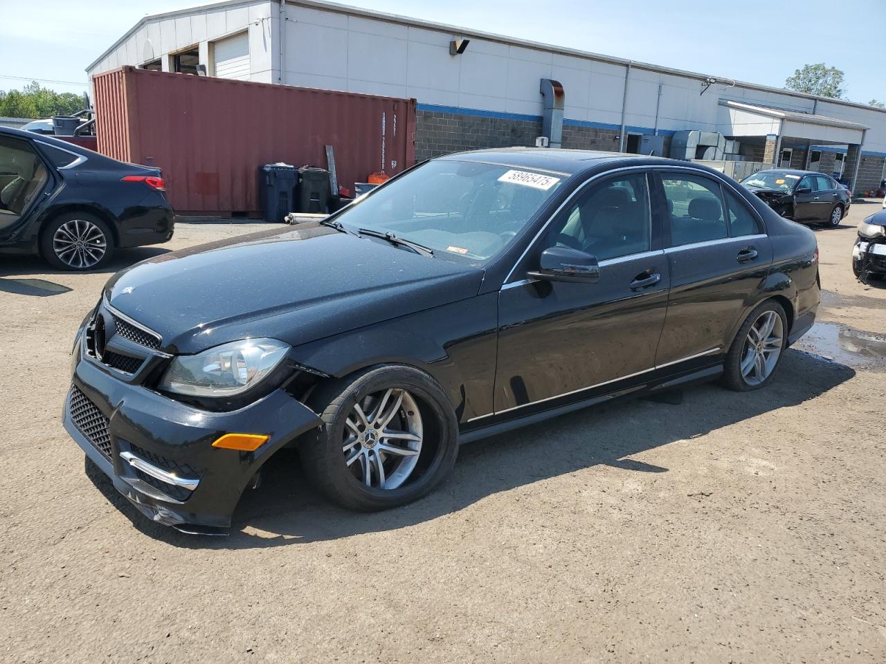 2013 Mercedes-Benz C 300 4Matic للبيع في New Britain، CT - Front End