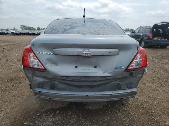  NISSAN VERSA 2013 Сріблястий