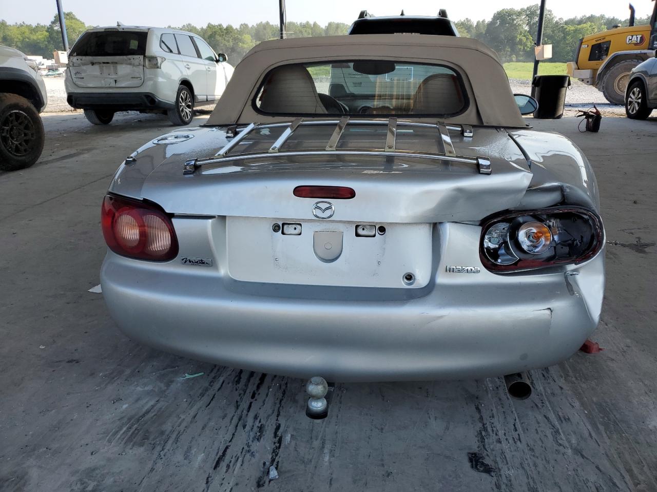 2004 Mazda Mx-5 Miata Base VIN: JM1NB353X40404238 Lot: 61601895