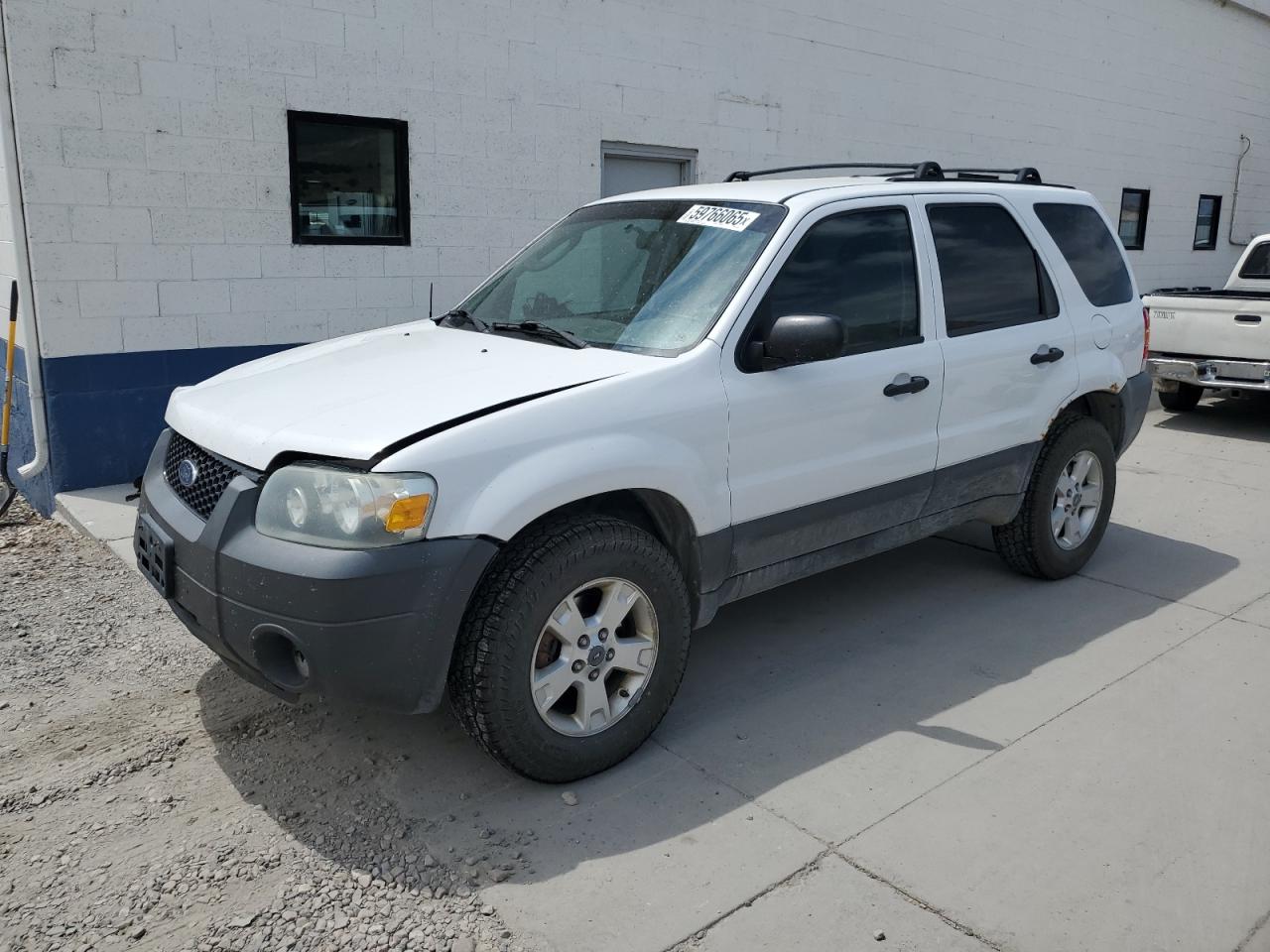 2005 Ford Escape Xlt for Sale in Farr West, UT - Front End
