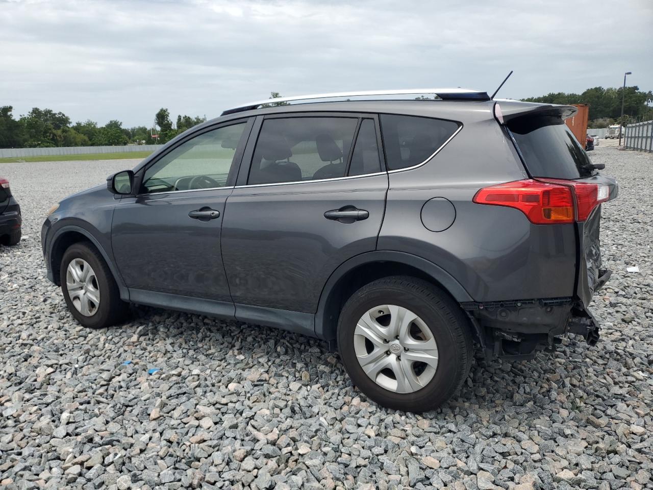2015 Toyota Rav4 Le VIN: JTMZFREV0FJ050835 Lot: 62652325