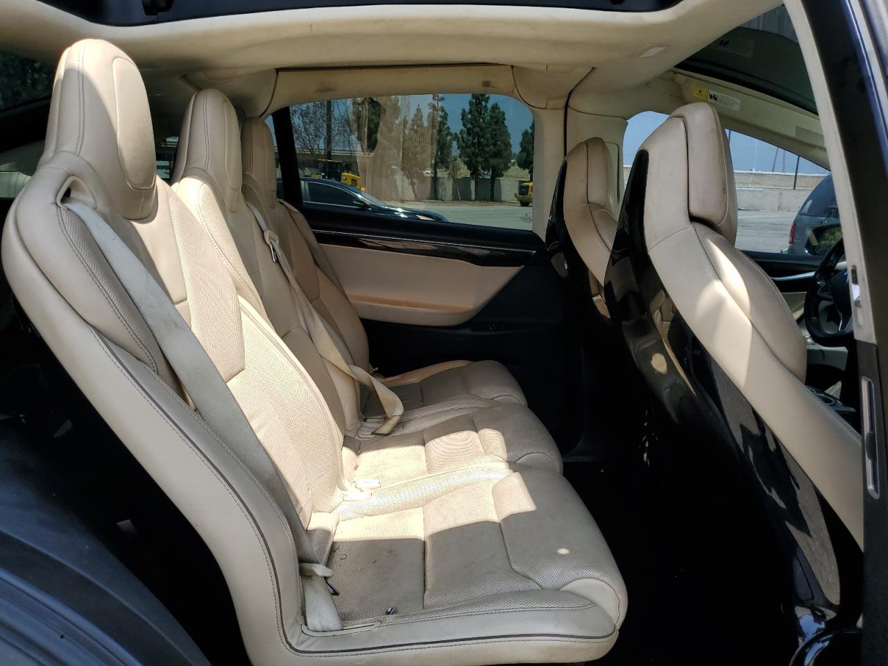 2016 Tesla Model X VIN: 5YJXCAE28GF010793 Lot: 60042185