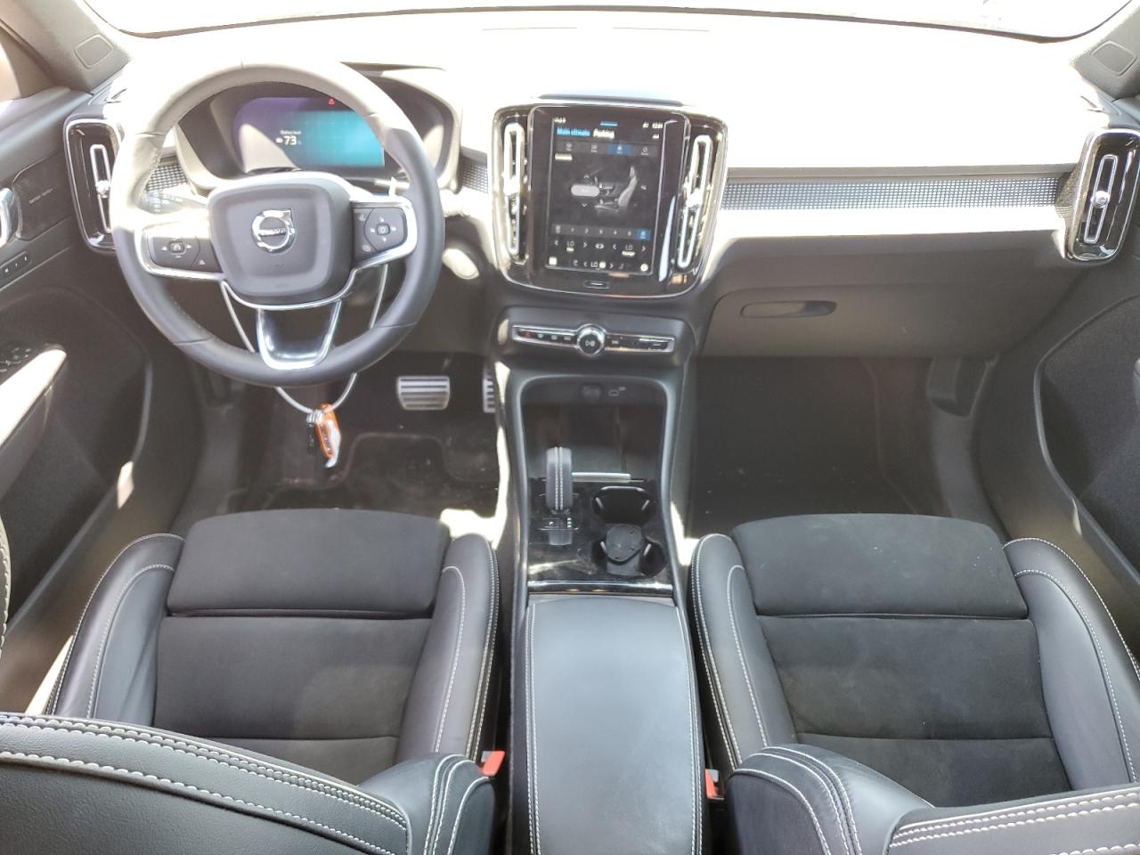2022 Volvo Xc40 P8 Recharge Ultimate VIN: YV4ED3UB0N2703727 Lot: 61271935