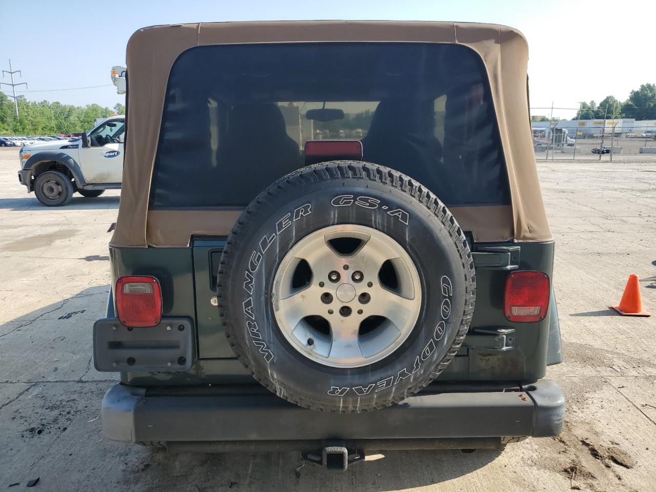 2003 Jeep Wrangler / Tj Sahara VIN: 1J4FA59S73P339658 Lot: 60746155