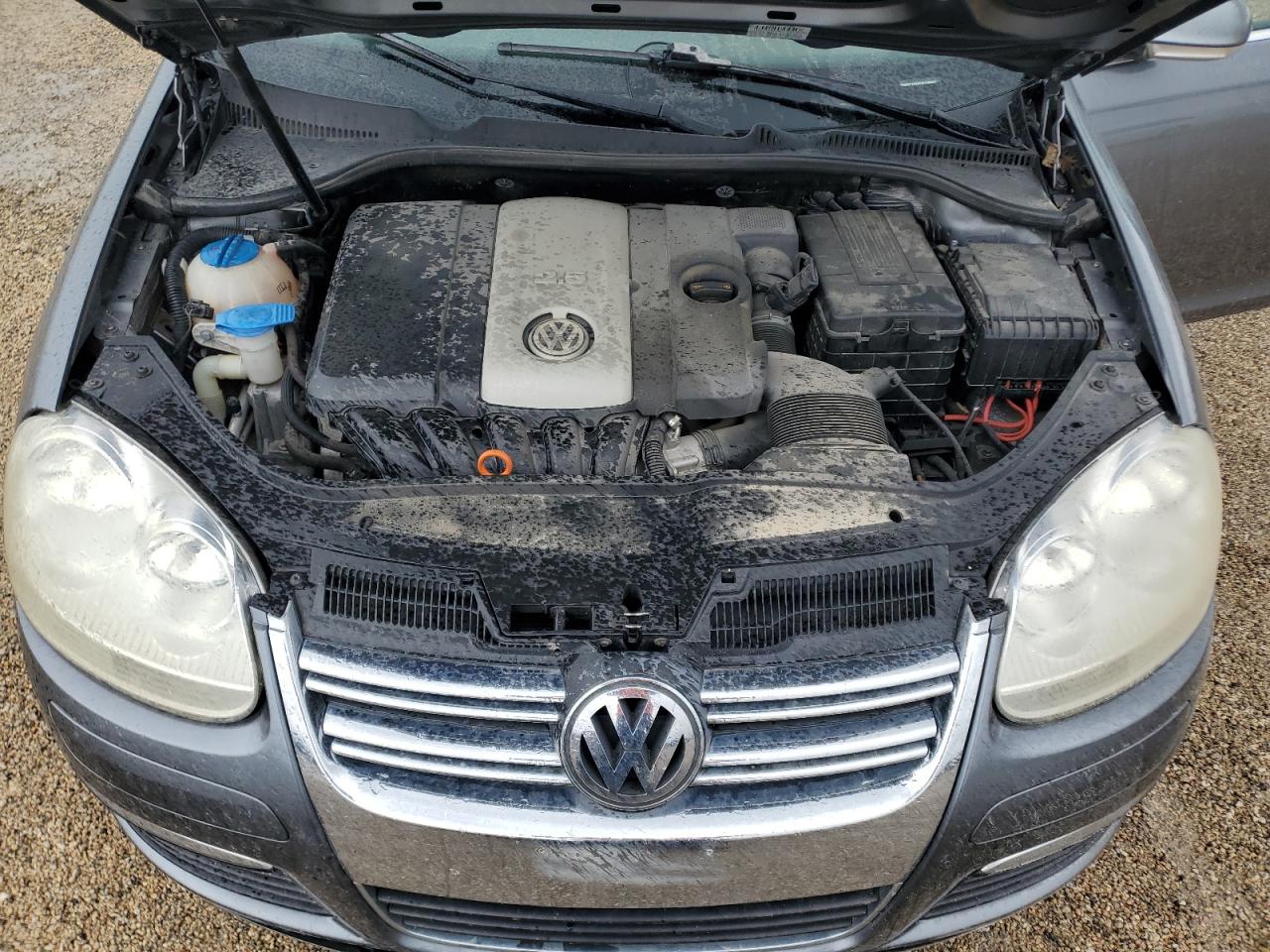 2007 Volkswagen Jetta 2.5 Option Package 1 VIN: 3VWSF71K57M106657 Lot: 61479105
