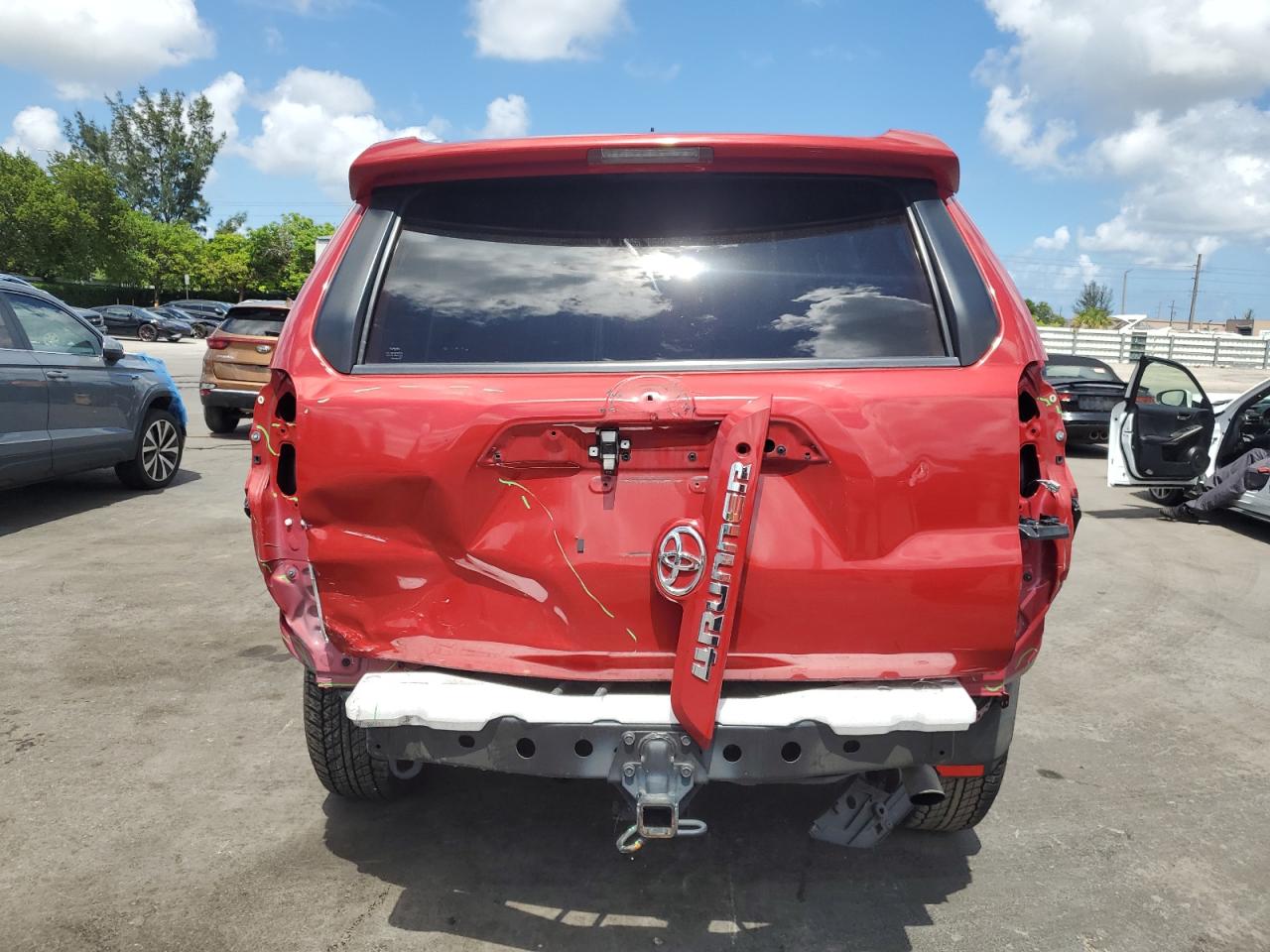 JTEZU5JR0J5173586 TOYOTA 4RUNNER 2018