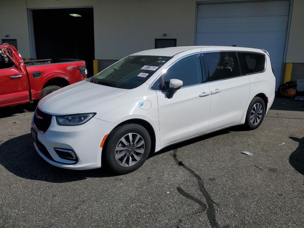 2023 Chrysler Pacifica Hybrid Touring L