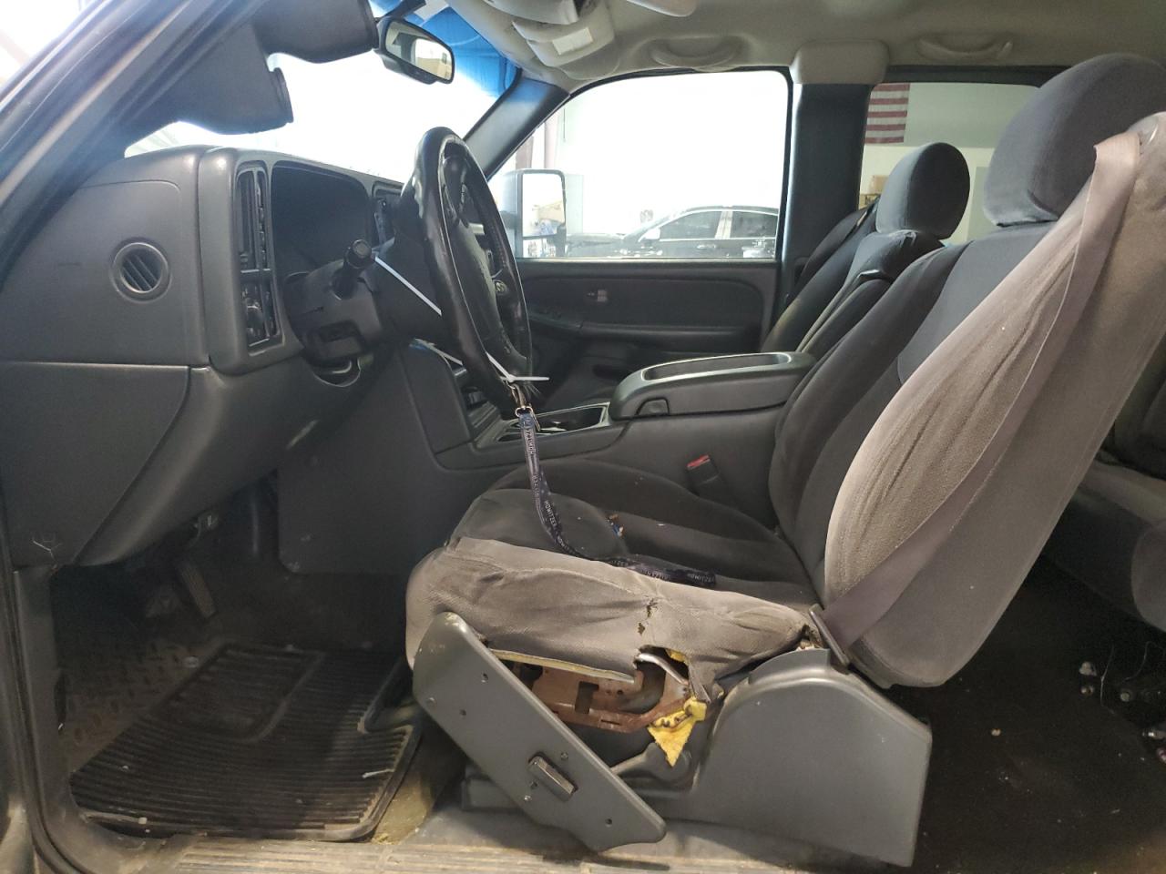 2003 GMC Sierra K2500 Heavy Duty VIN: 1GTHK29163E211196 Lot: 62646055