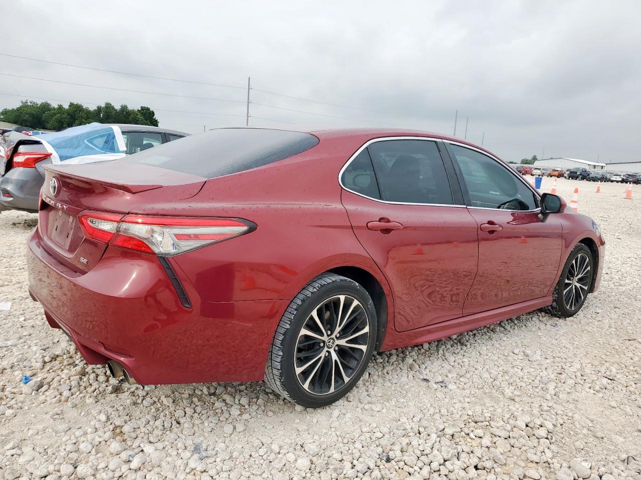 4T1B11HK3JU669516 TOYOTA CAMRY 2018