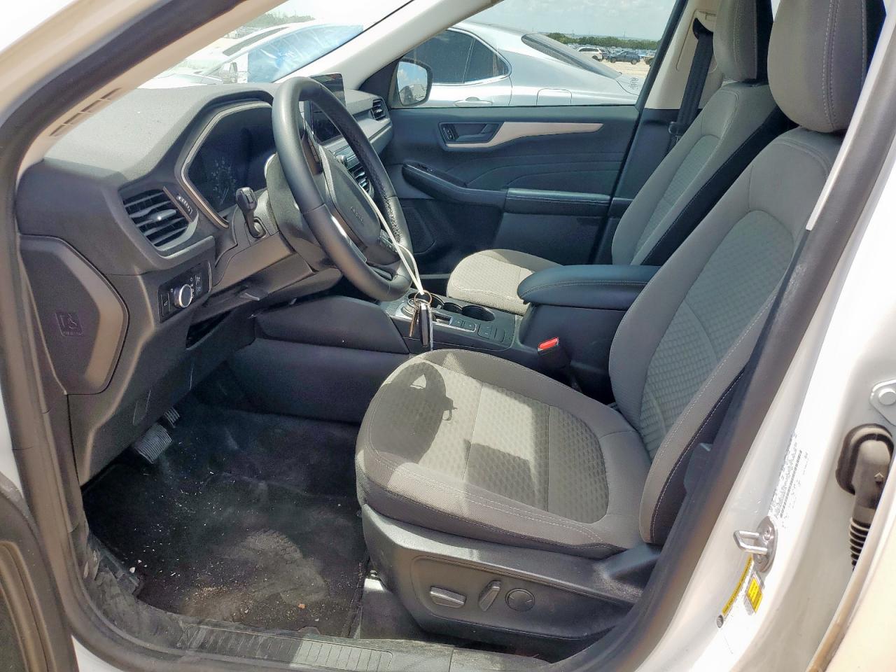 1FMCU0G64NUB98153 FORD ESCAPE 2022