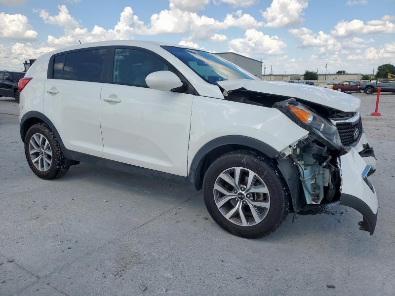  KIA SPORTAGE 2016 Белы