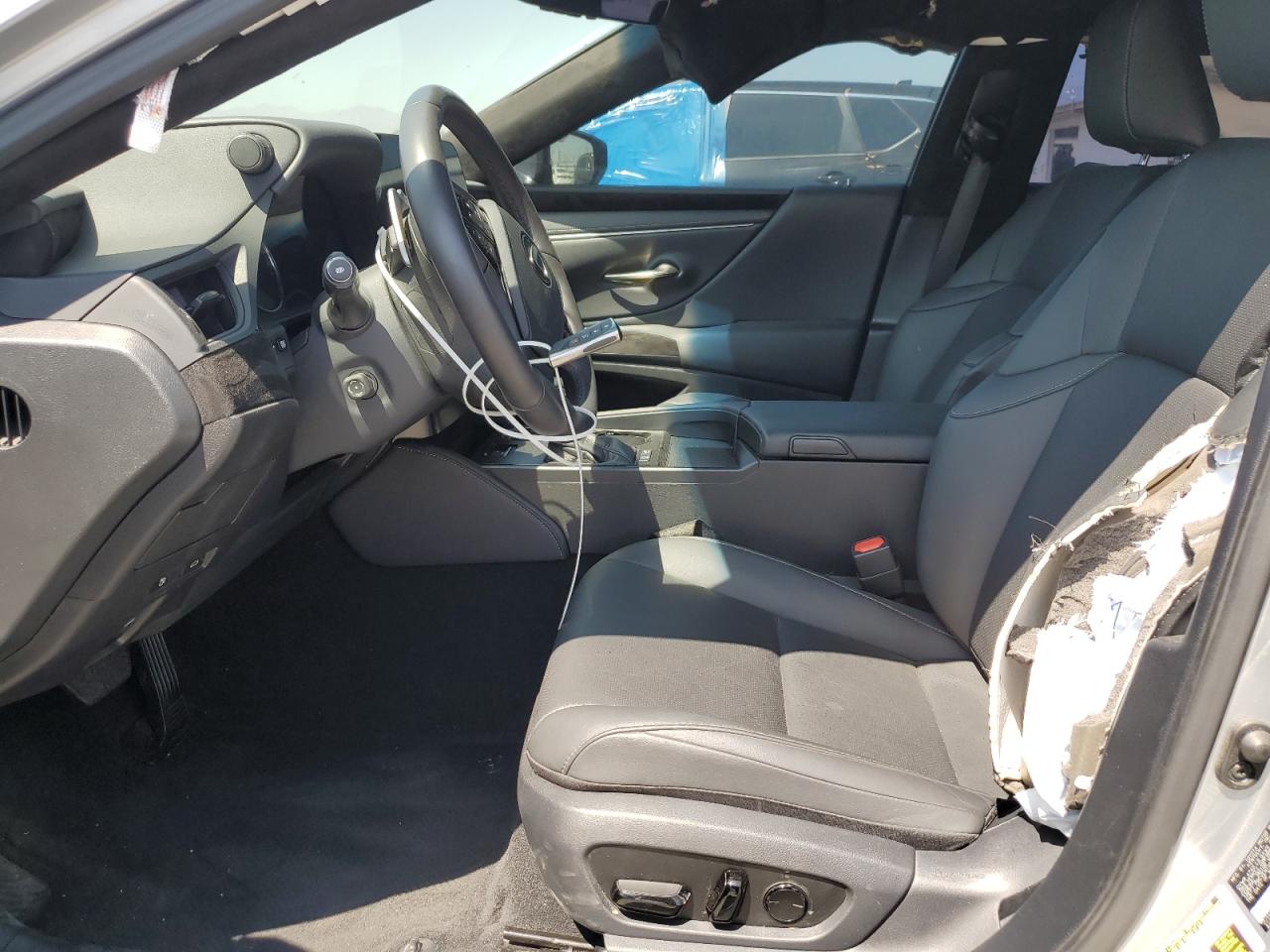 LEXUS ES300 2024 VIN 58ADA1C15RU046605 photo 7