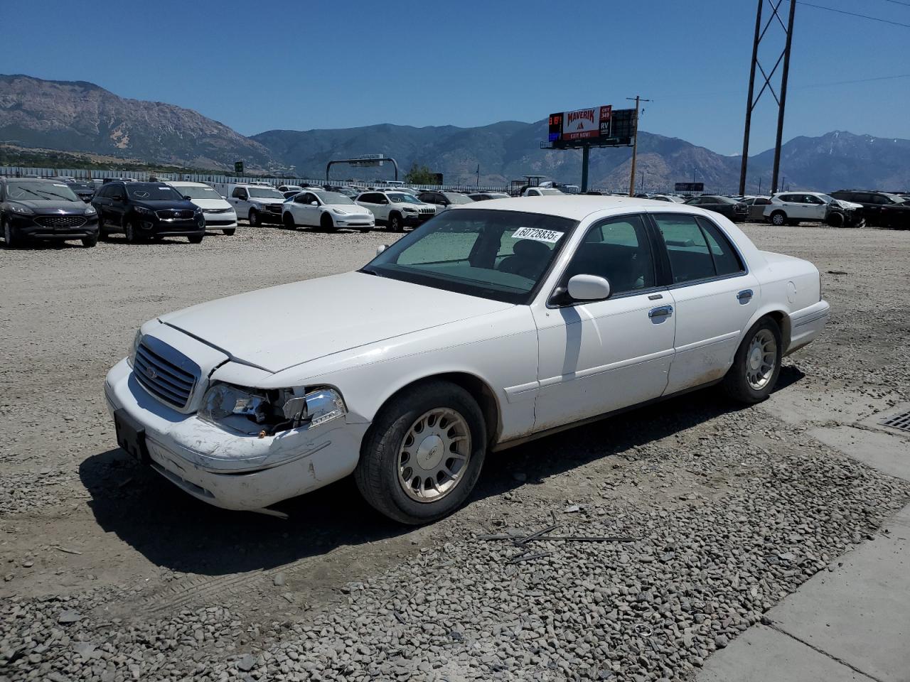 1999 Ford Crown Victoria Lx for Sale in Farr West, UT - Front End