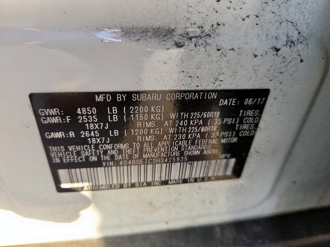 2017 Subaru Outback Touring VIN: 4S4BSETC3H3425935 Lot: 62772065