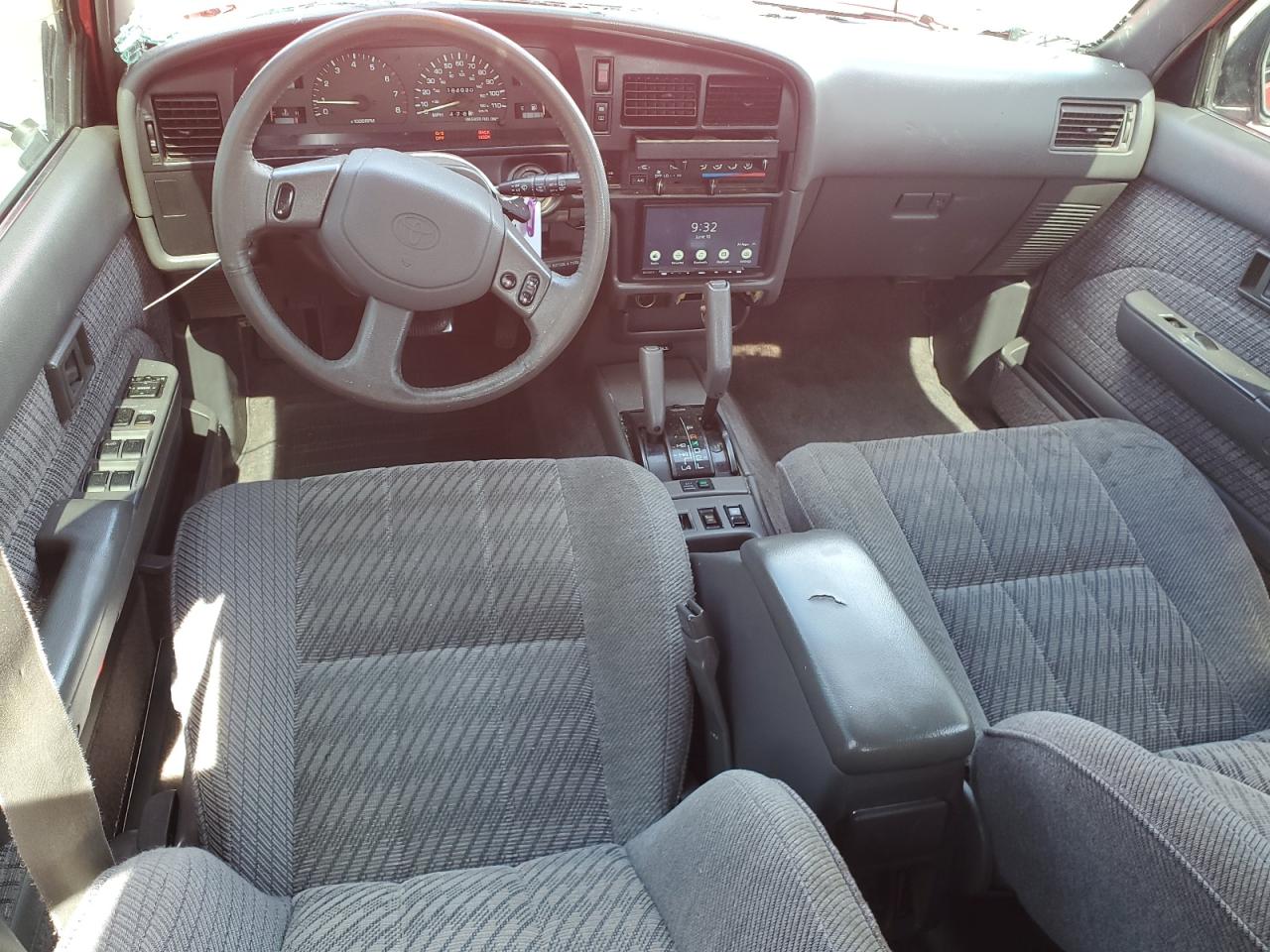 1992 Toyota 4Runner Vn39 Sr5 VIN: JT3VN39W1N0093526 Lot: 59936545