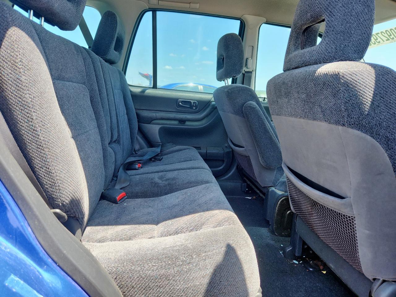 2000 Honda Cr-V Lx VIN: JHLRD2848YC005118 Lot: 60927935